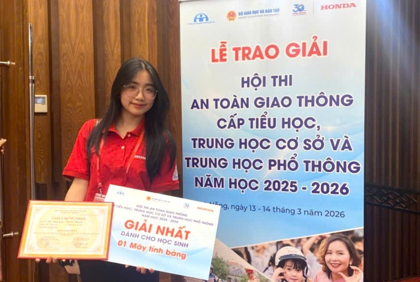 Học sinh Đắk Lắk xuất sắc đạt giải Nhất Hội thi "An toàn giao thông cho nụ cười ngày mai" cấp Quốc gia năm học 2025-2026