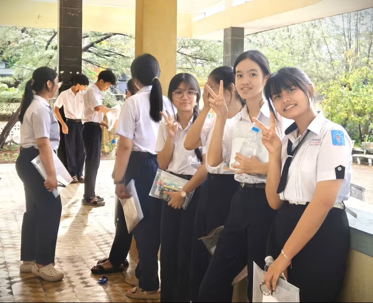 Kỳ thi lớp 10 trường chuyên biệt tại Đắk Lắk: Hơn 3.200 thí sinh làm bài thi Ngữ văn