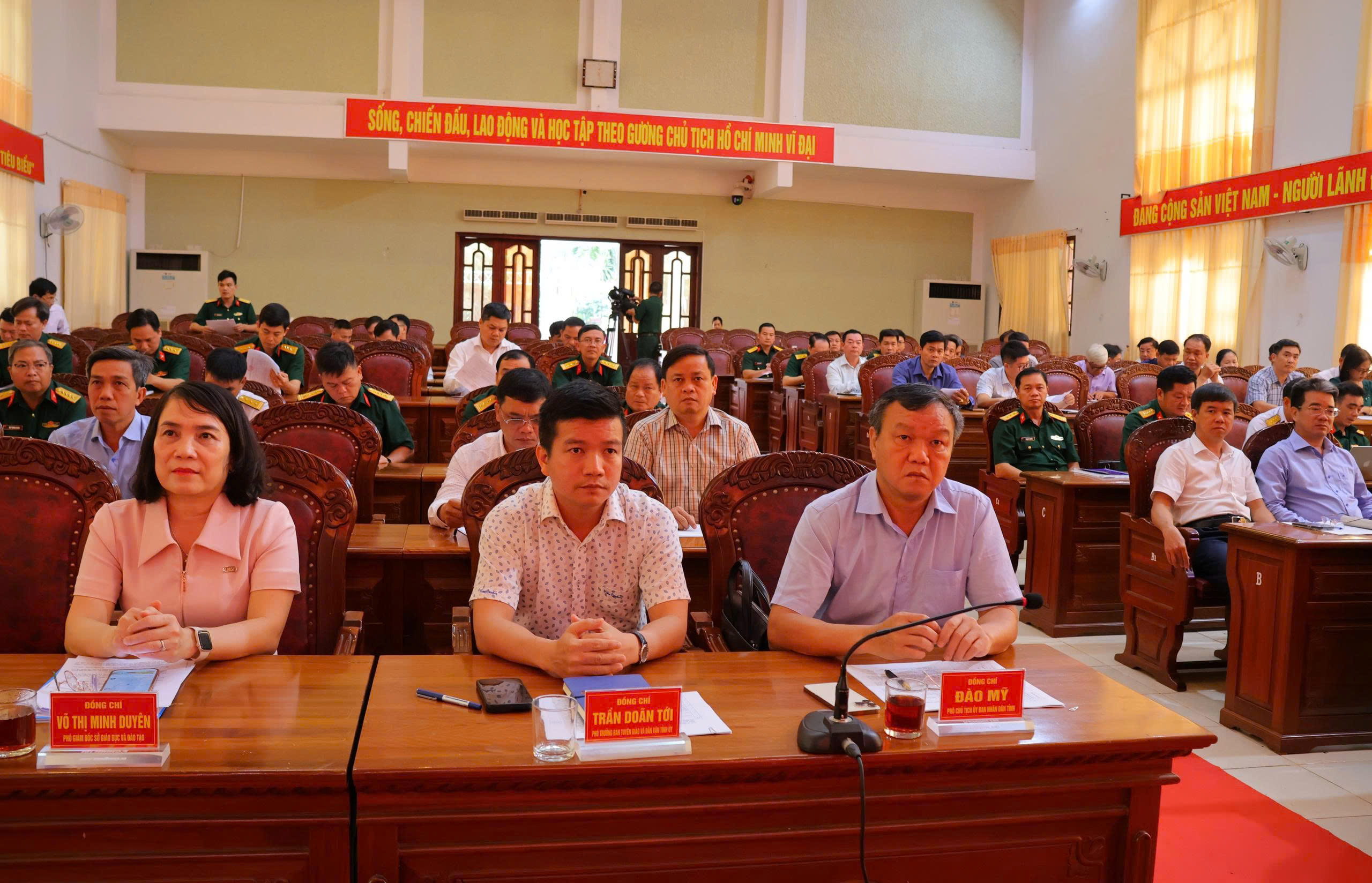 CÁC TRƯỜNG PTDTNT KẾT NGHĨA VỚI CÁC ĐƠN VỊ QUÂN ĐỘI TRÊN ĐỊA BÀN TỈNH ĐẮK LẮK