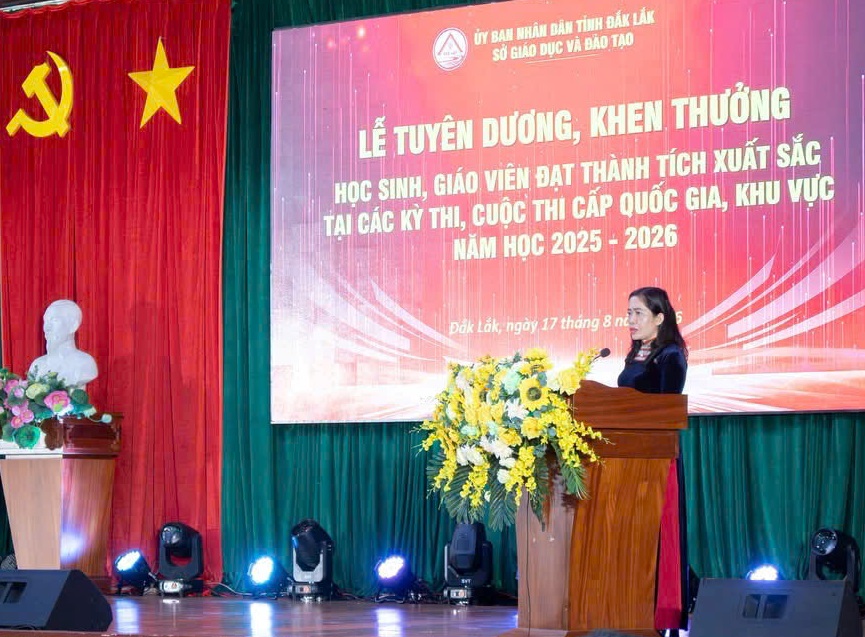 Đắk Lắk tuyên dương học sinh, giáo viên đạt thành tích xuất sắc trong các kỳ thi quốc gia, khu vực, quốc tế năm học 2025 - 2026