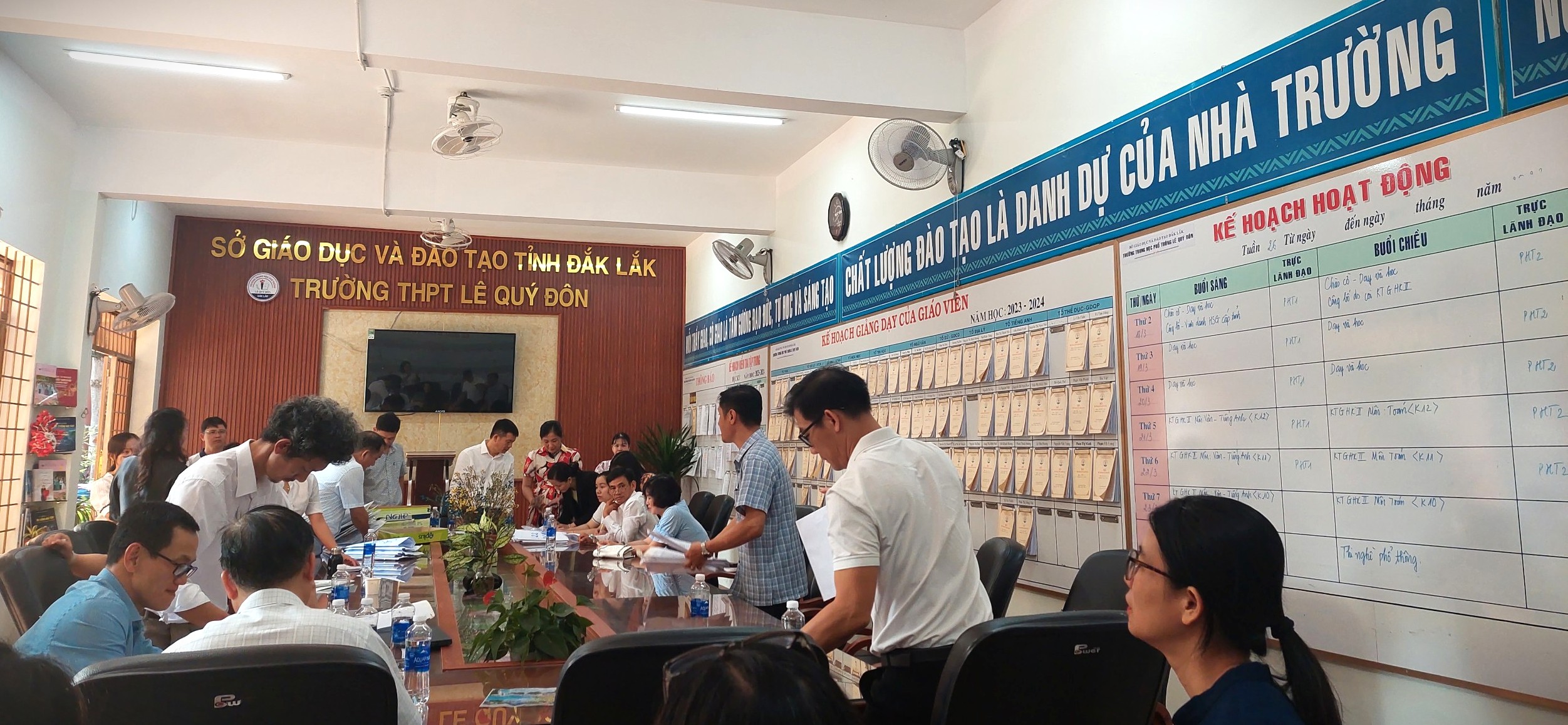 Đắk Lắk công bố tiêu chí lựa chọn, bố trí hiệu trưởng sau sắp xếp trường học