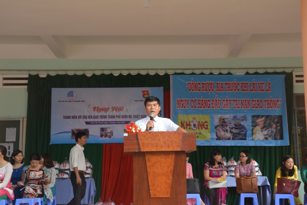 Ngày hội thanh niên với văn hóa giao thông 2020