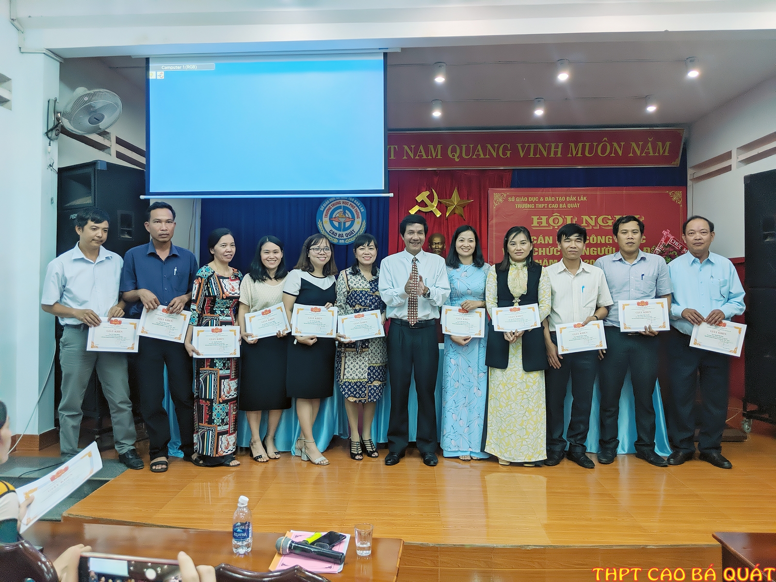Hội nghị cán bộ, công chức, viên chức và người lao động Trường THPT Cao Bá Quát, năm học: 2019 – 2020