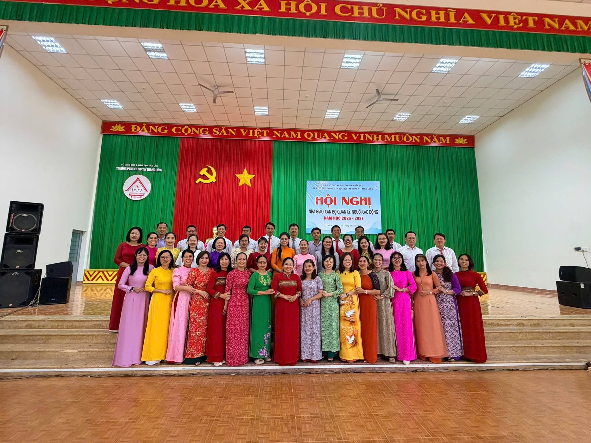 TRƯỜNG PTDTNT THPT N’ TRANG LƠNG TỔ CHỨC THÀNH CÔNG HỘI NGHỊ NHÀ GIÁO, CÁN BỘ QUẢN LÝ VÀ NGƯỜI LAO ĐỘNG NĂM HỌC 2026 - 2027