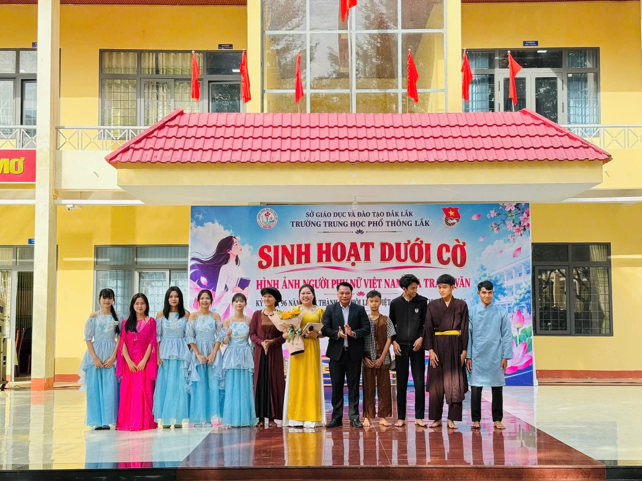 SINH HOẠT DƯỚI CỜ TUẦN 7 – HÌNH ẢNH NGƯỜI PHỤ NỮ VIỆT NAM QUA TRANG VĂN