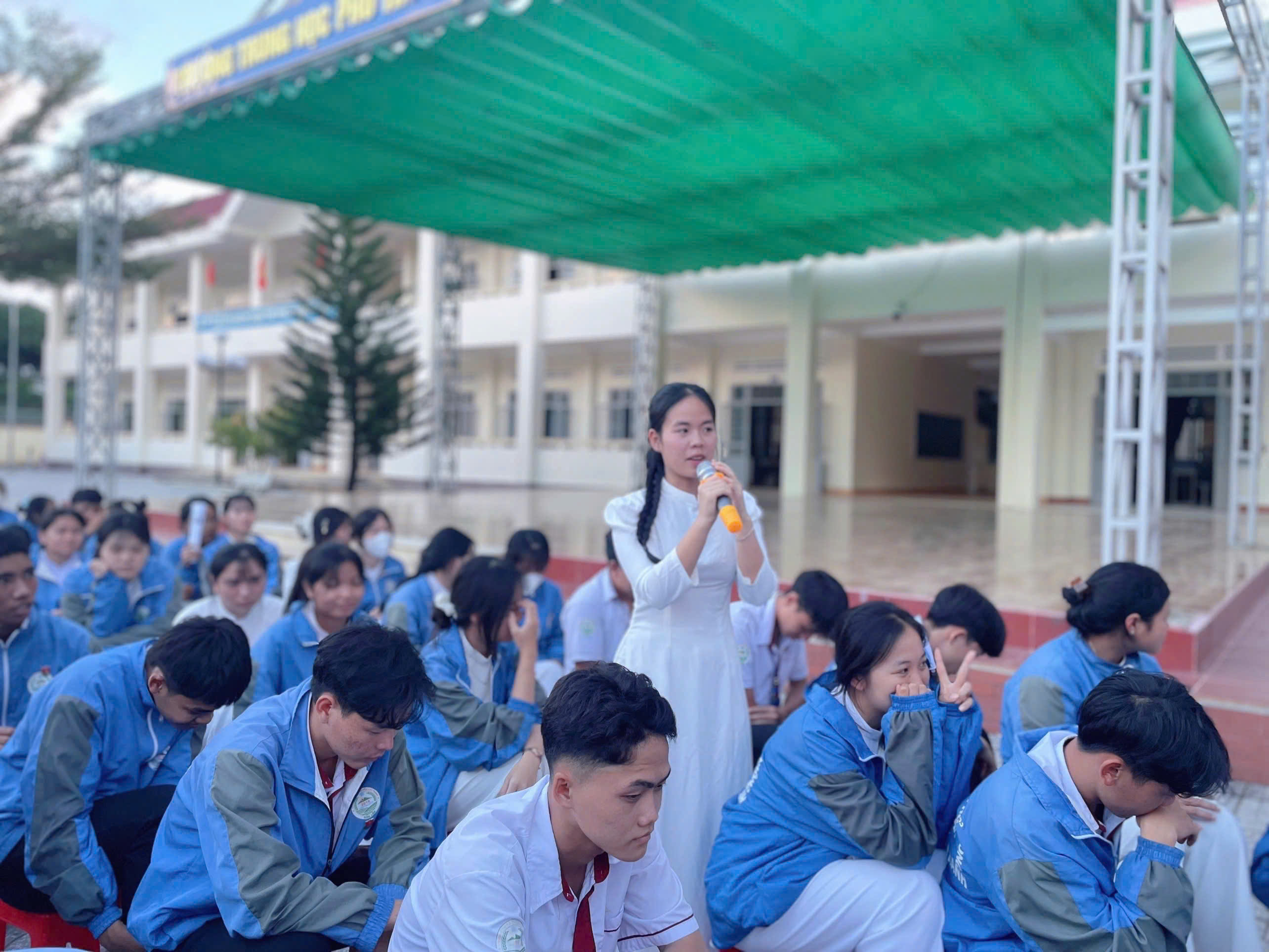 SINH HOẠT DƯỚI CỜ TUẦN 13 - NĂM HỌC 2025-2026