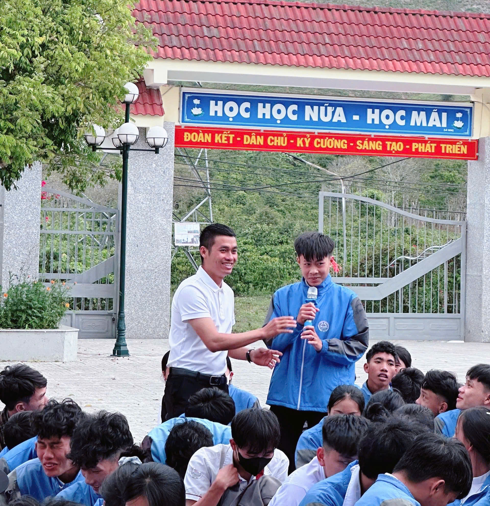 SINH HOẠT DƯỚI CỜ TUẦN 25 - NĂM HỌC 2025-2026