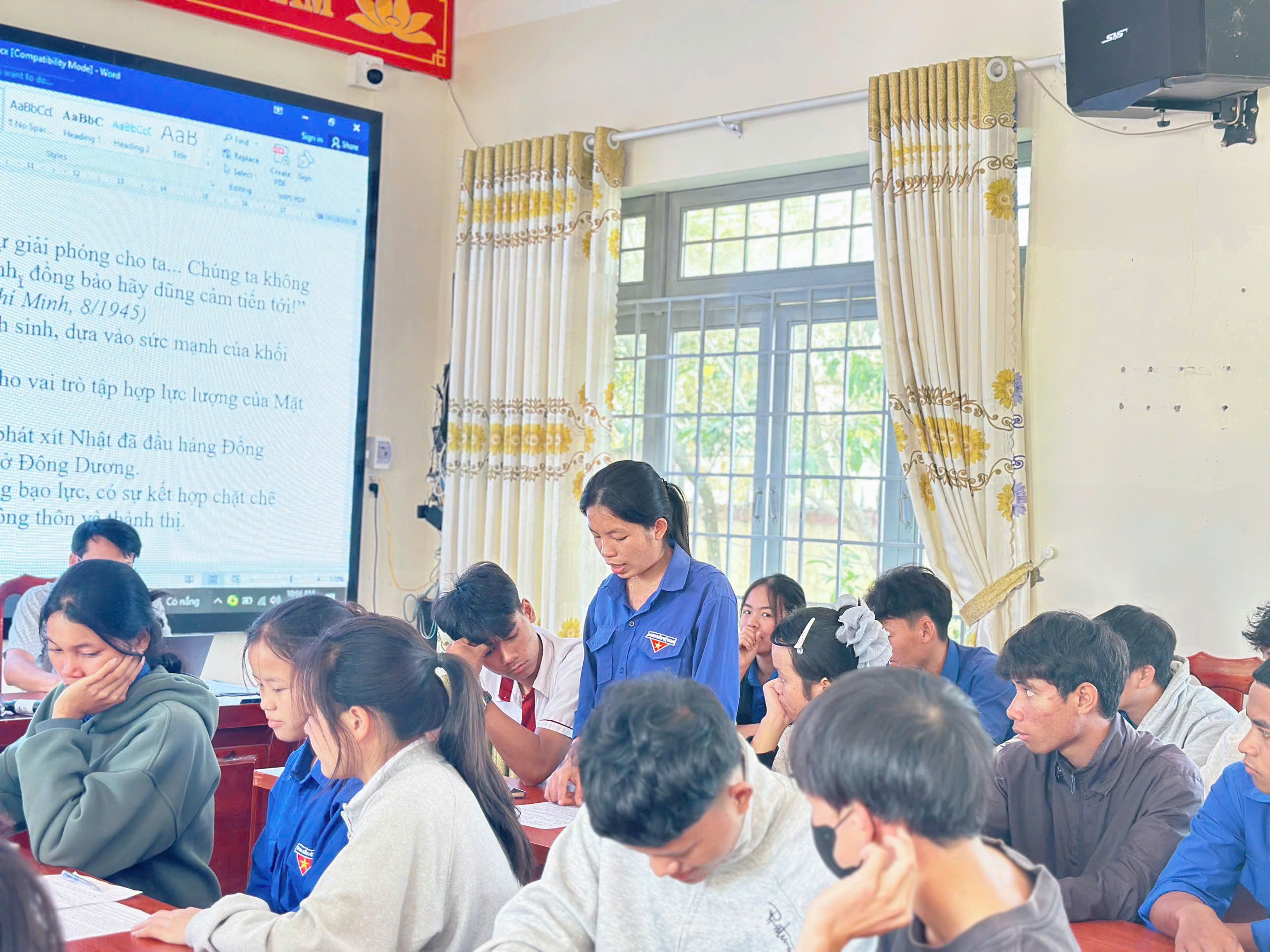 TỔ SỬ-ĐỊA-GDTC TỔ CHỨC THÀNH CÔNG NGOẠI KHÓA "KĨ NĂNG XÂY DỰNG VÀ GIẢI ĐỀ THI TỐT NGHIỆP MÔN LỊCH SỬ" NĂM HỌC 2025 - 2026!