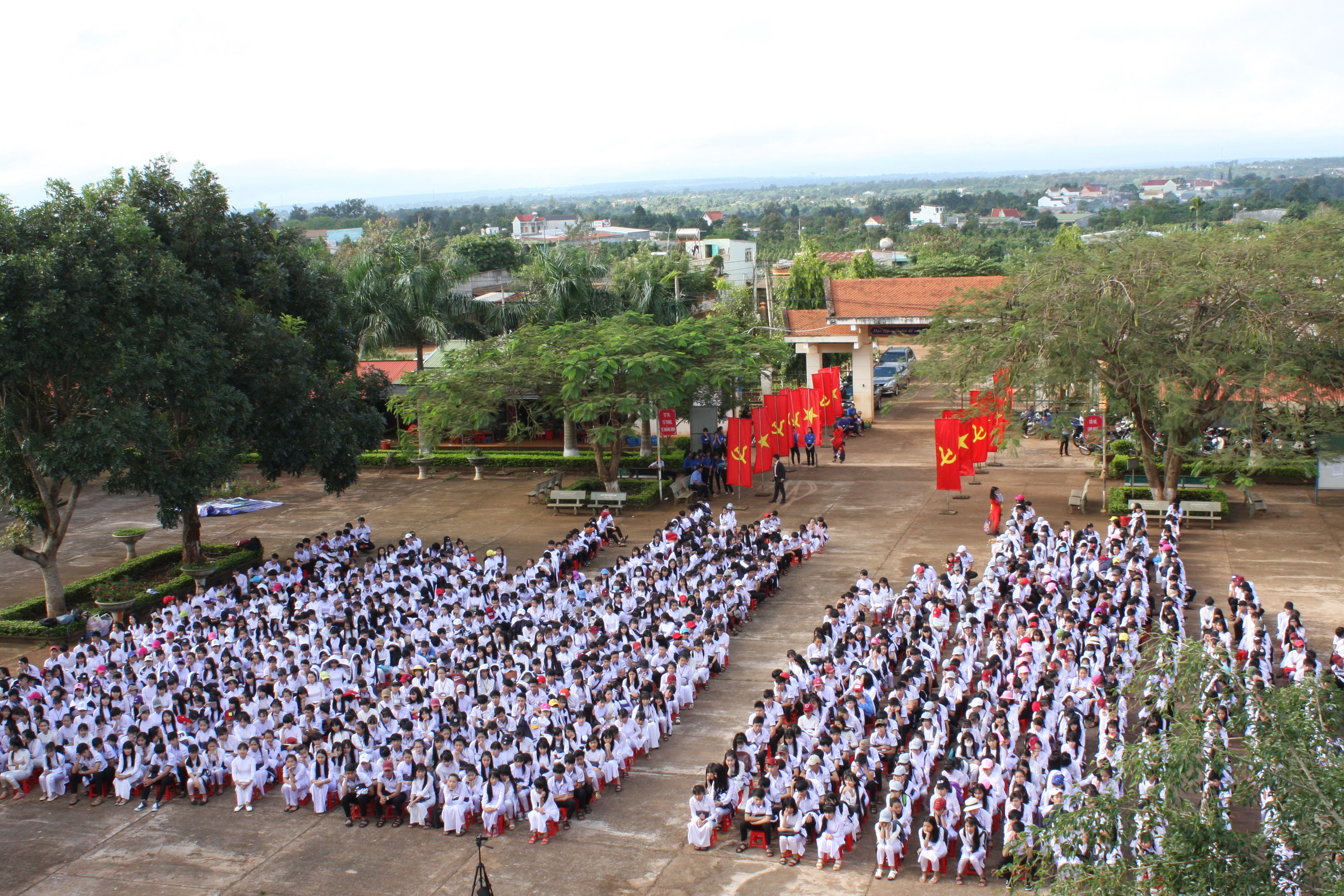 Văn nghệ chào mừng lễ khai giảng năm học 2017 - 2018
