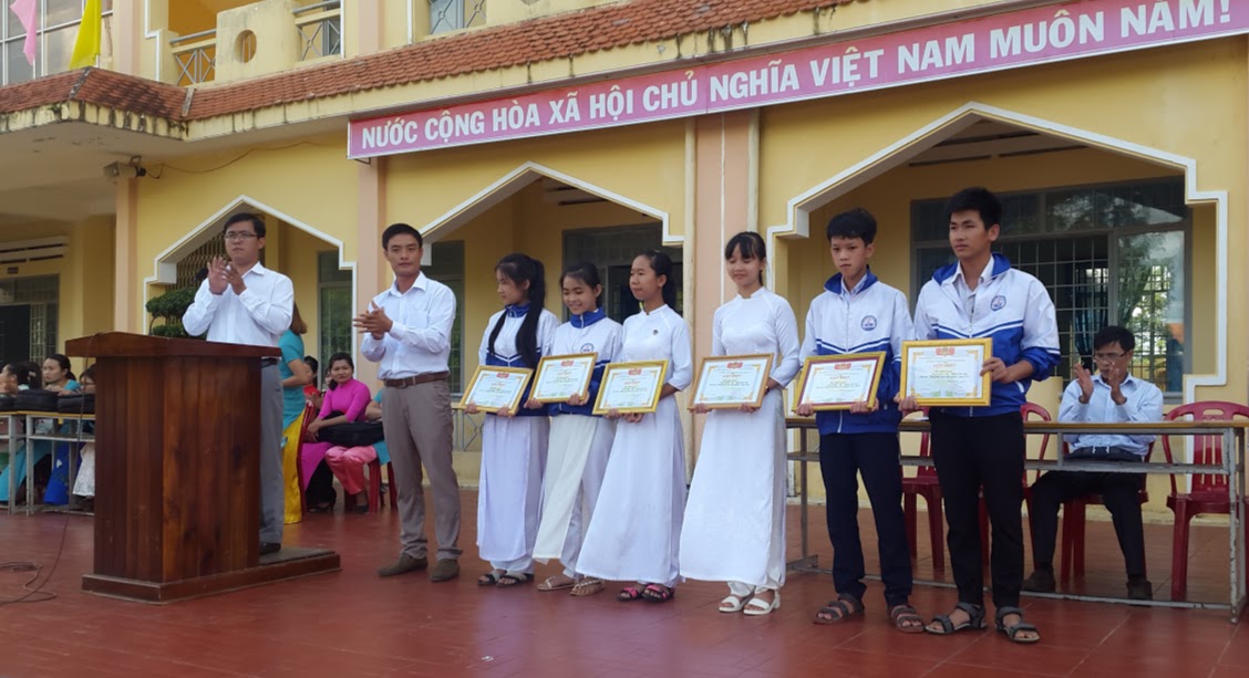 Phân công chuyên môn năm học 2017-2018