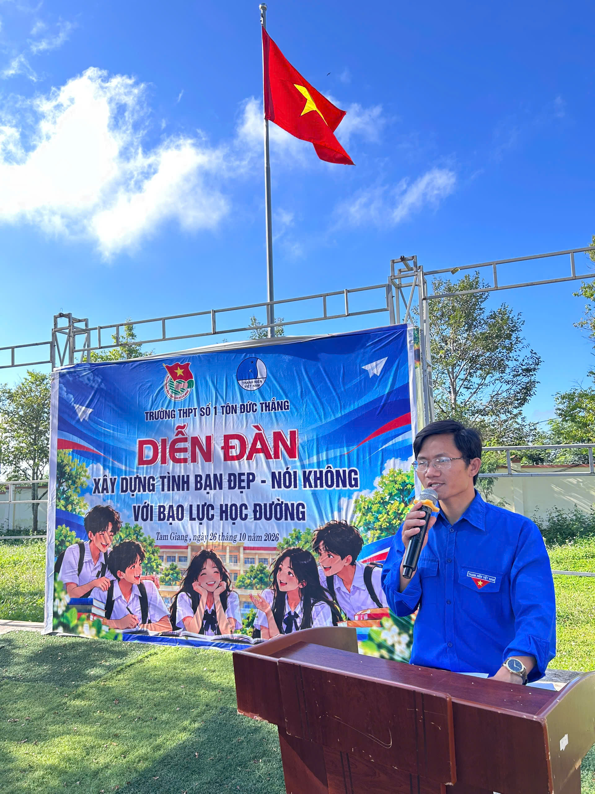 DIỄN ĐÀN “XÂY DỰNG TÌNH BẠN ĐẸP – NÓI KHÔNG VỚI BẠO LỰC HỌC ĐƯỜNG