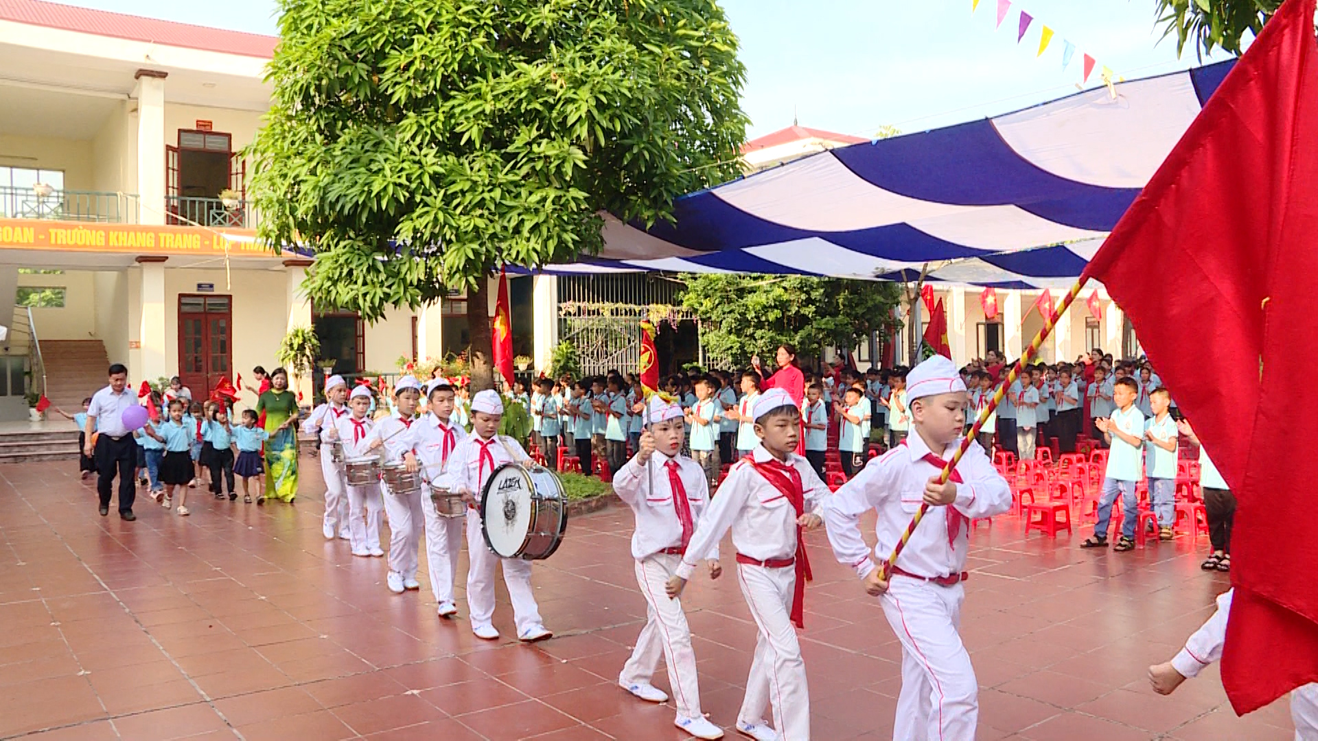 Hình ảnh lễ khai giảng năm học mới