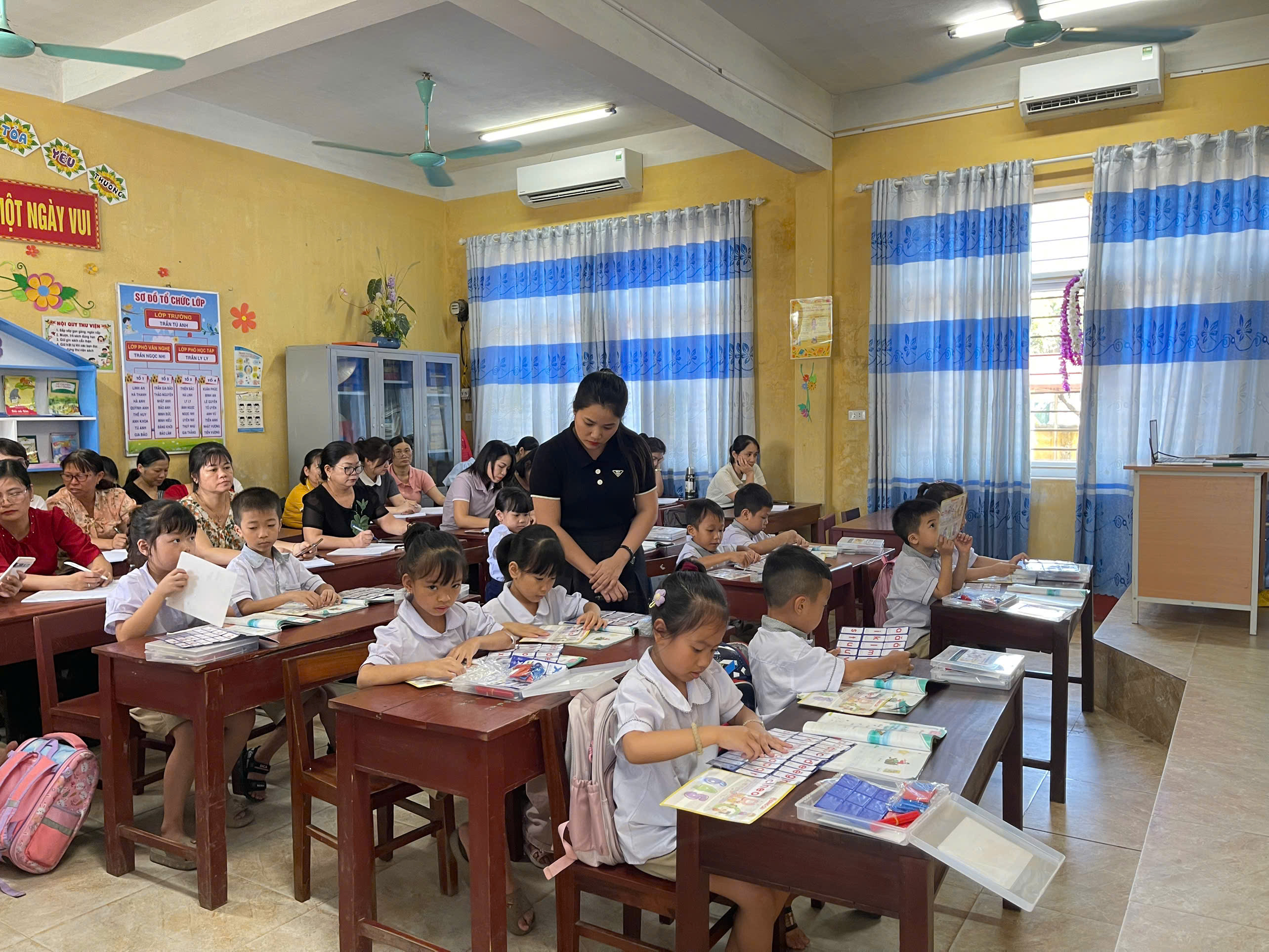 KHAI MẠC HỘI THI GIÁO VIÊN GIỎI CẤP TRƯỜNG NĂM HỌC 2025-2026