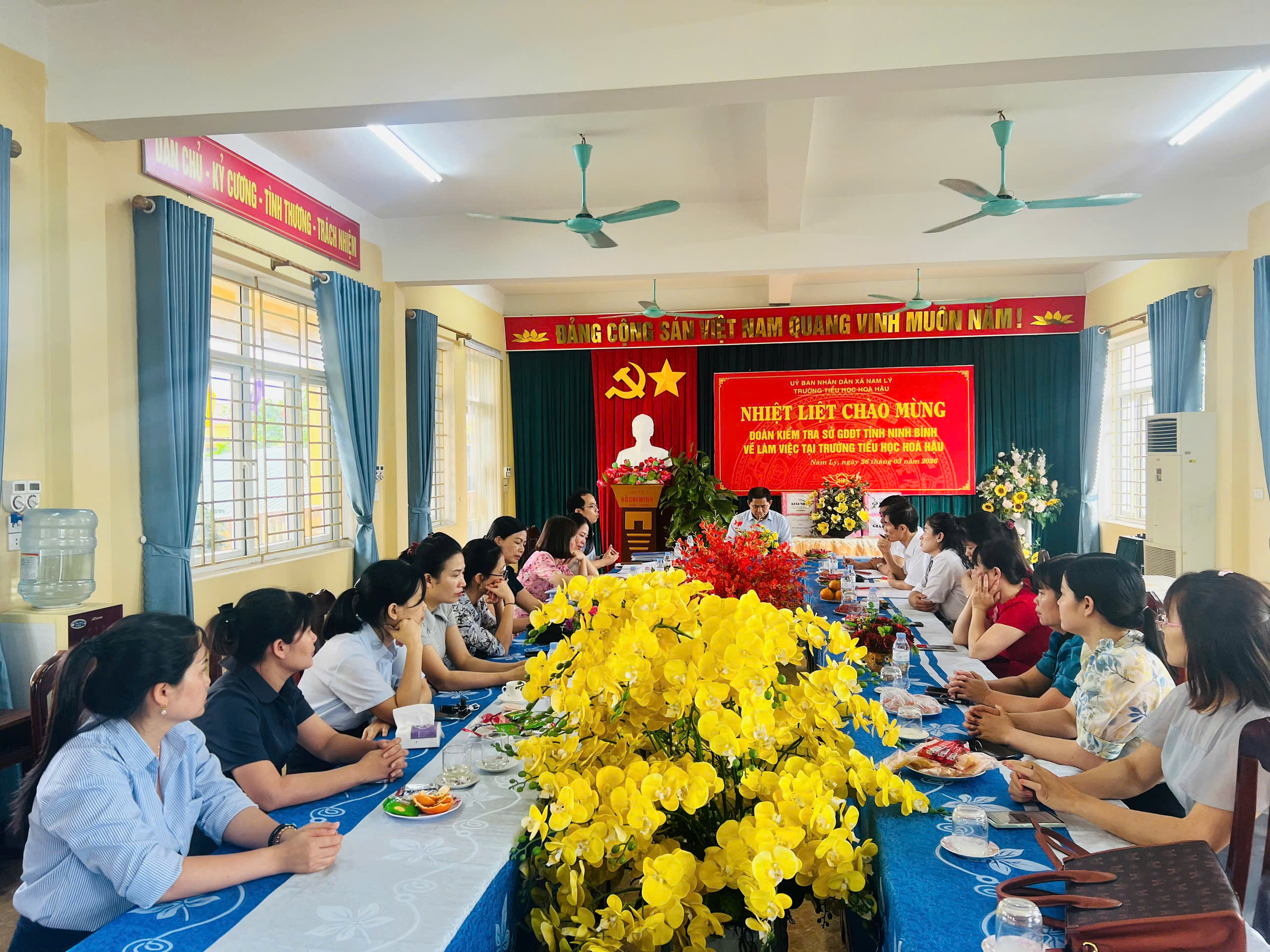 ĐÓN ĐOÀN KIỂM TRA CỦA SỞ GIÁO DỤC ĐÀO TẠO TỈNH NINH BÌNH