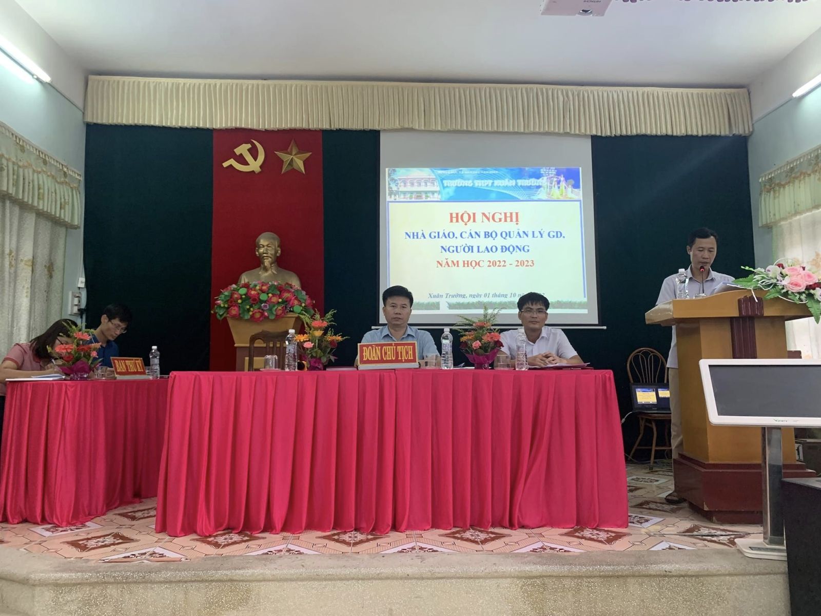 Hội nghị nhà giáo, cán bộ quản lý, người lao động năm học 2022-2023.