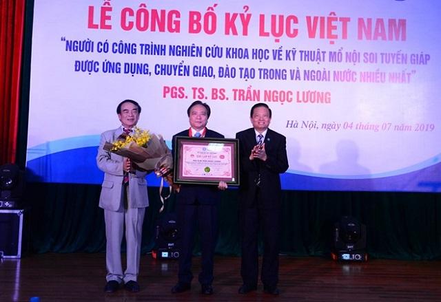 Tự hào về cựu học sinh trường THPT Xuân Trường