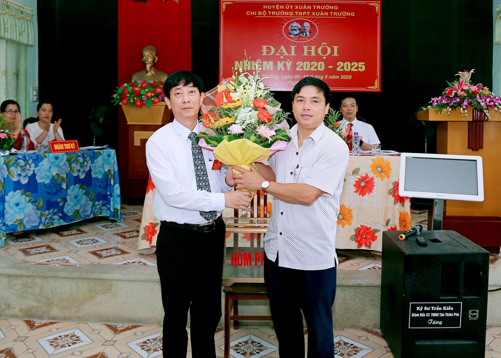 Đại hội Chi bộ trường THPT Xuân Trường