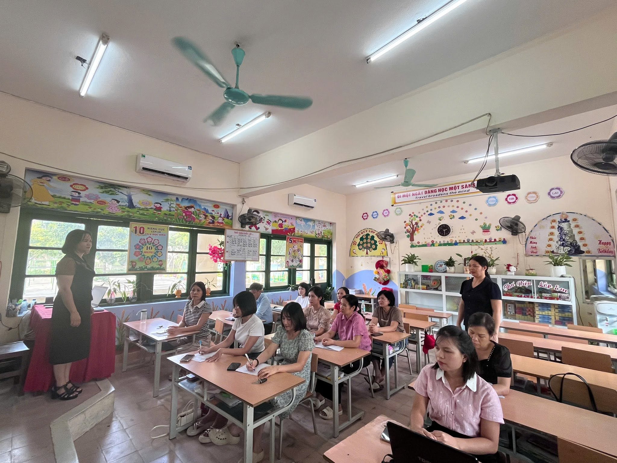 CÁC CHI BỘ TRỰC THUỘC ĐẢNG BỘ TRƯỜNG TIỂU HỌC THỊNH VƯỢNG SINH HOẠT CHI BỘ THƯỜNG KỲ THÁNG 10