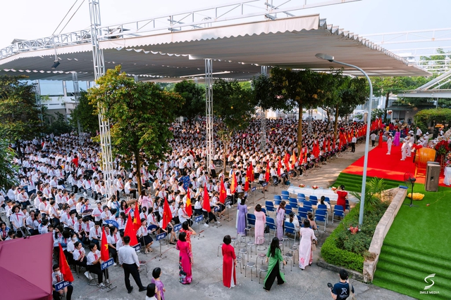 Khai giảng năm học mới