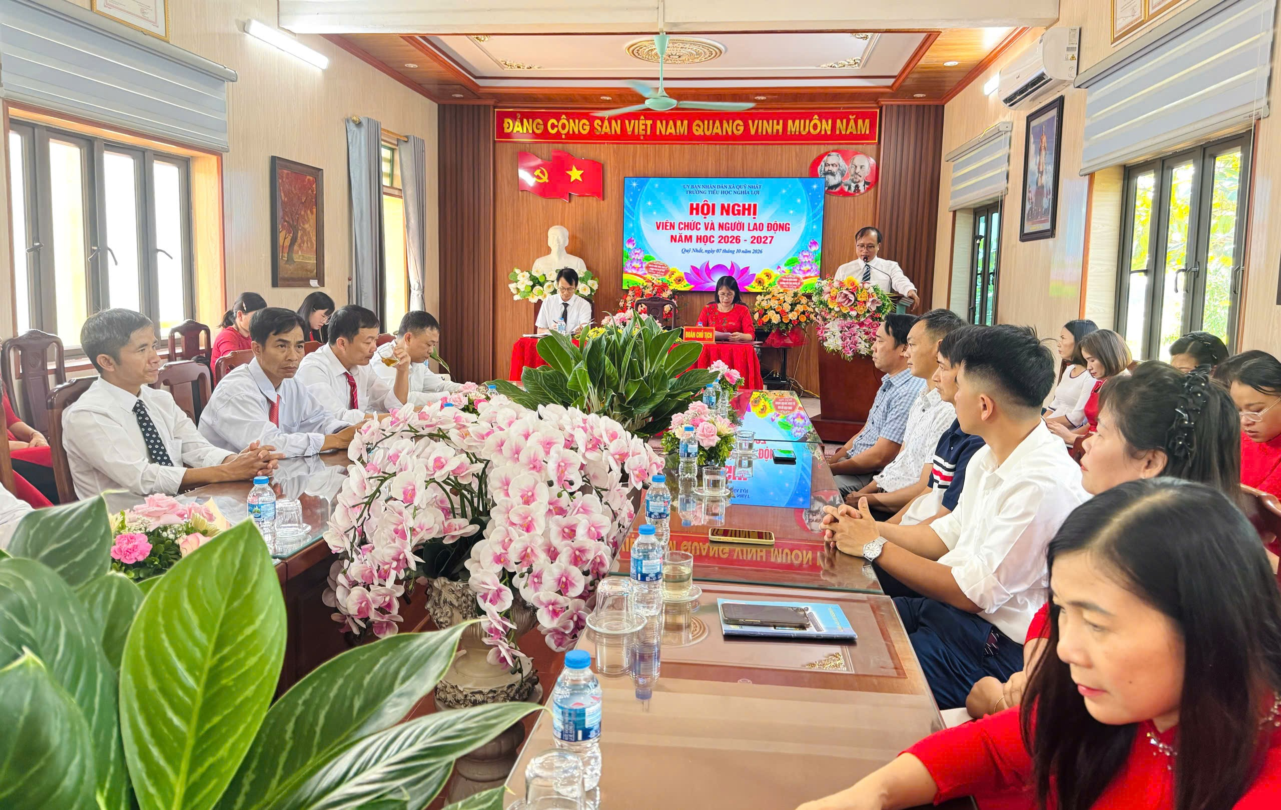 TRƯỜNG TIỂU HỌC NGHĨA LỢI TỔ CHỨC HỘI NGHỊ NHÀ GIÁO, CÁN BỘ QUẢN LÝ GIÁO DỤC, NGƯỜI LAO ĐỘNG NĂM HỌC 2026-2027