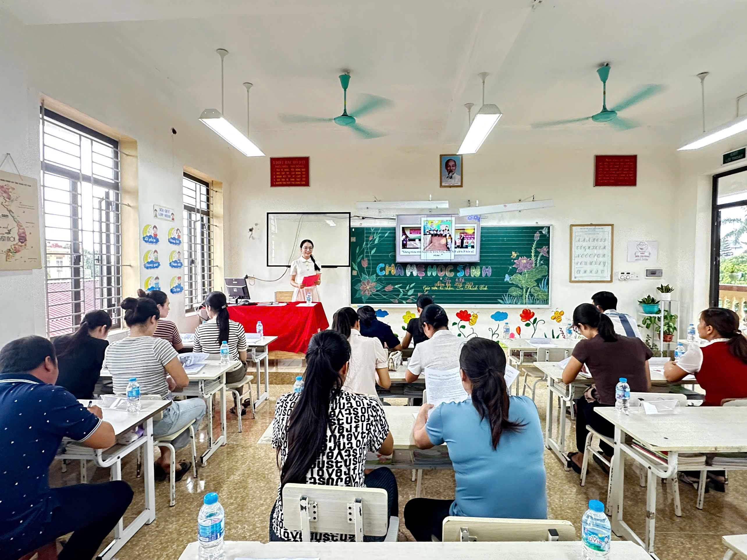 TRƯỜNG TIỂU HỌC NGHĨA LỢI "GẮN KẾT NHÀ TRƯỜNG – GIA ĐÌNH, KHỞI ĐẦU NĂM HỌC MỚI"  CHUNG MỘT MỤC TIÊU, CÙNG ĐỒNG HÀNH VÌ HỌC SINH THÂN YÊU